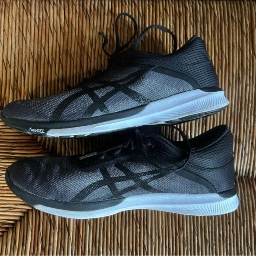 Asics FuzeX Rush FuzeGEL Black Grey Lace Up‎ Running Sneakers Size 9.5
